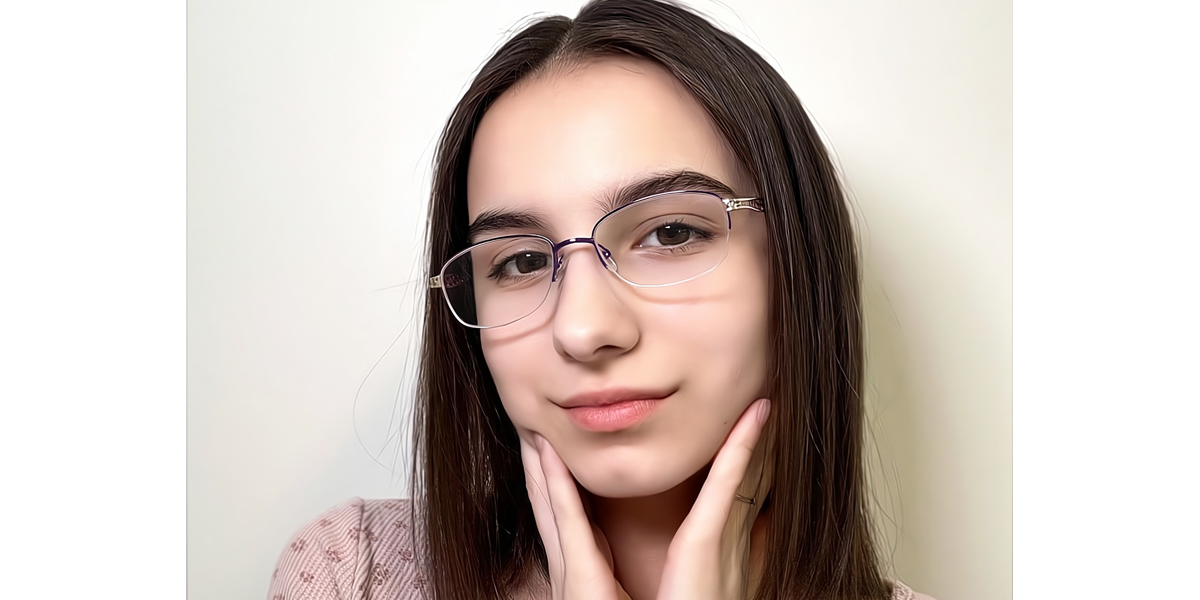 Purple Oval Classic Exquisite Metal Eyeglasses