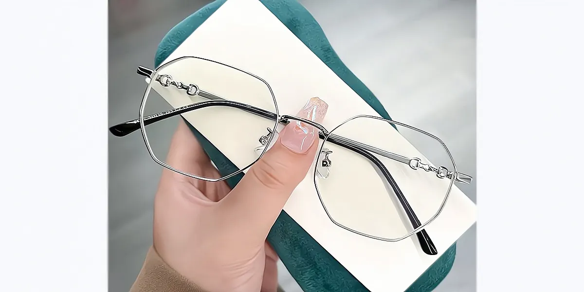 Silver Geometric Exquisite Thin Metal Eyeglasses