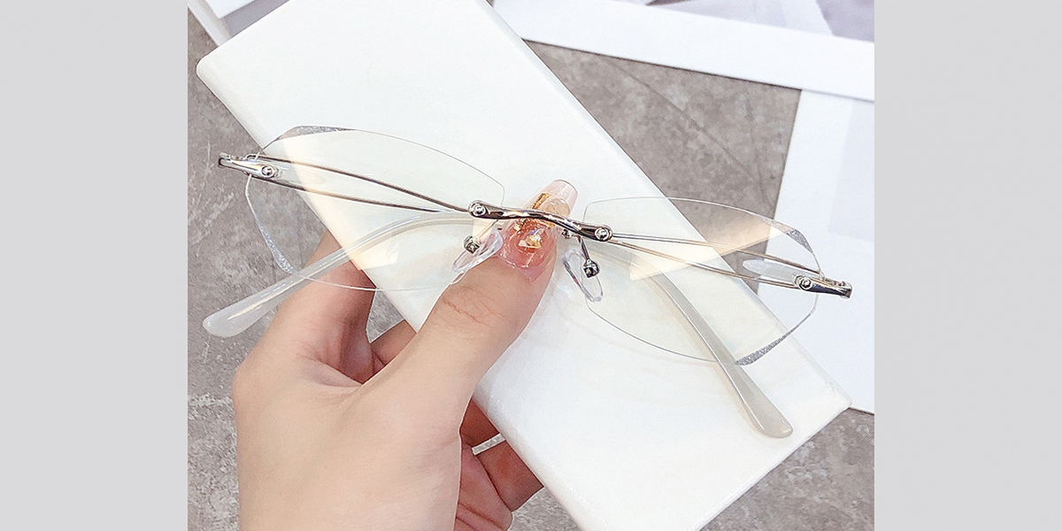Silver Geometric Refined Metal Eyeglasses