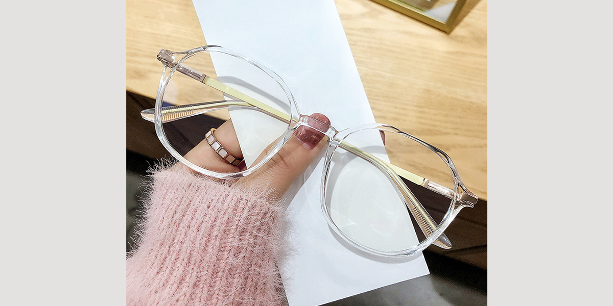 Clear Oval Simple TR90 Eyeglasses