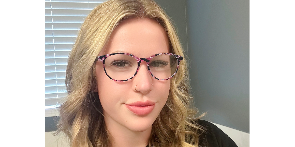Purple Tortoise Oval Modish Plastic Eyeglasses