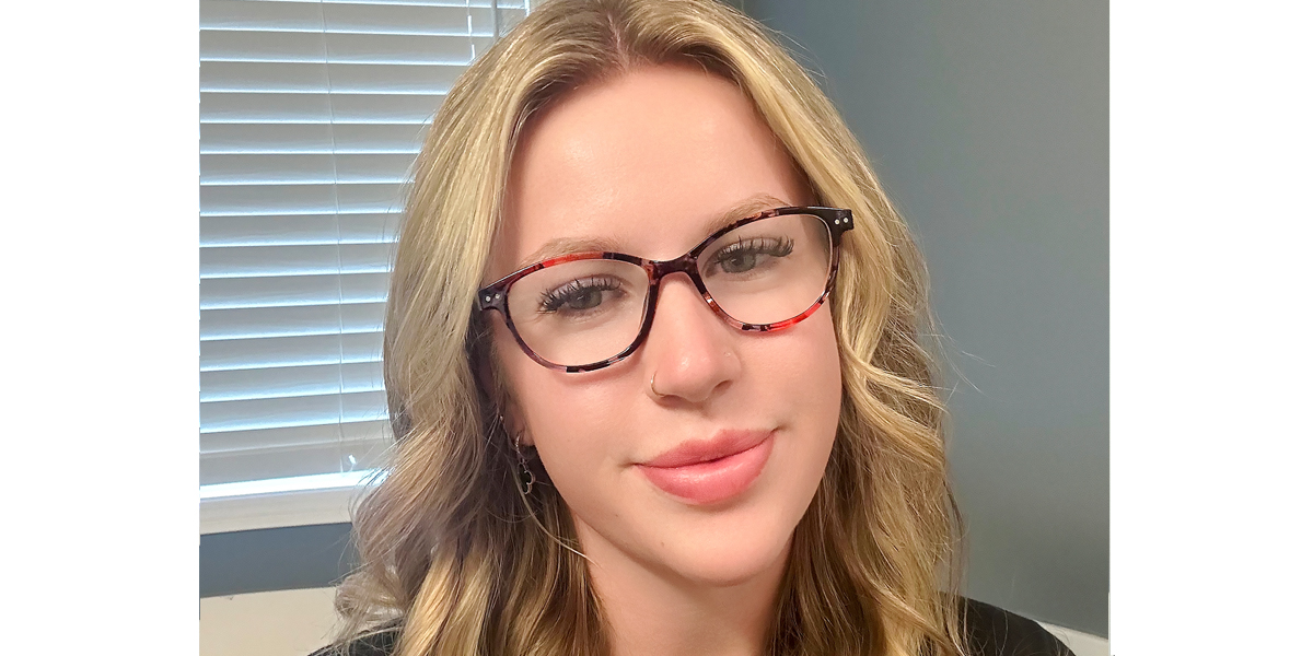 Floral Oval Modish Plastic Eyeglasses