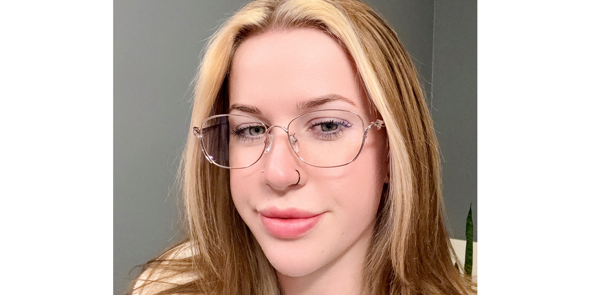 Pink Oval Elegant Metal Eyeglasses