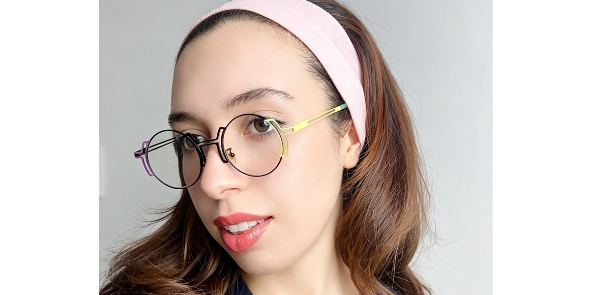 Black Round Chic Metal Eyeglasses