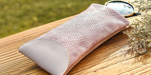 Simple sunglasses bag