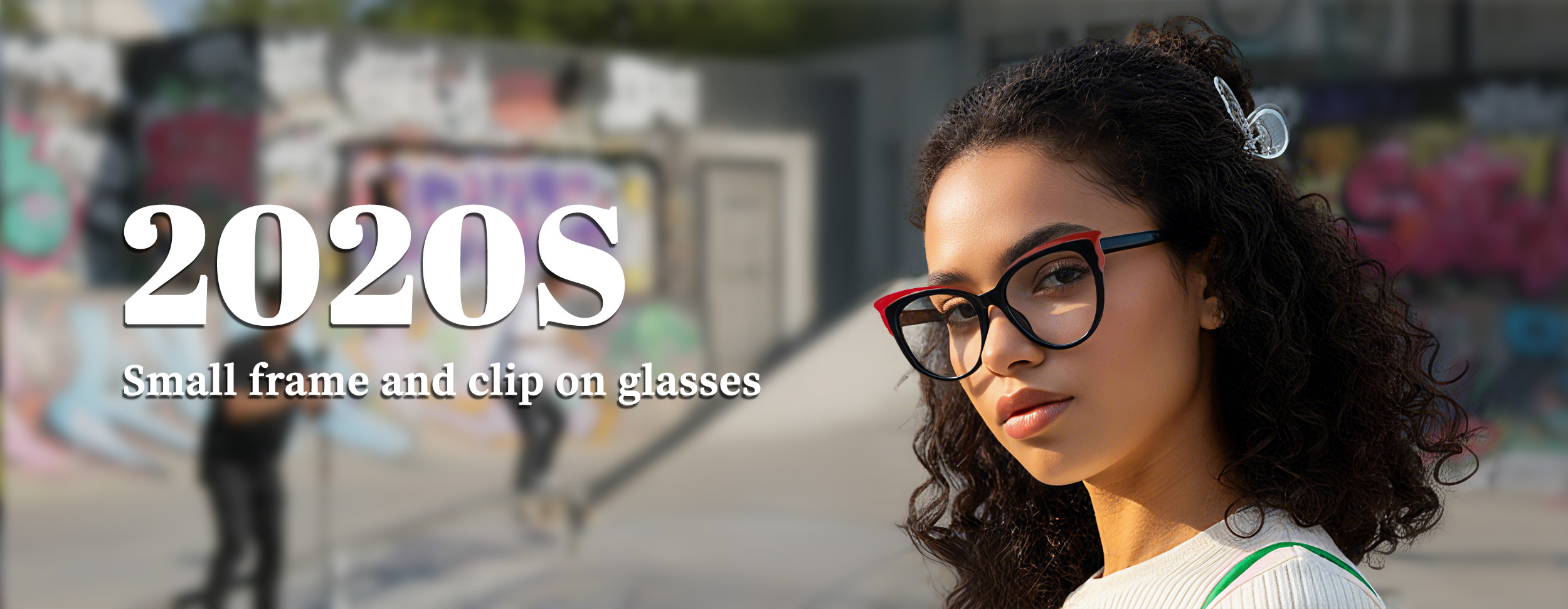 Eyeglass by 2020s